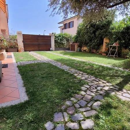 Casa Con Giardino Privato *