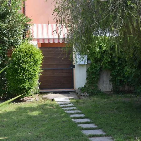 Casa Con Giardino Privato Dom wakacyjny
